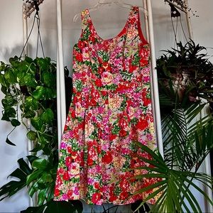 COPY - Very pretty dress, nice thick fabric.